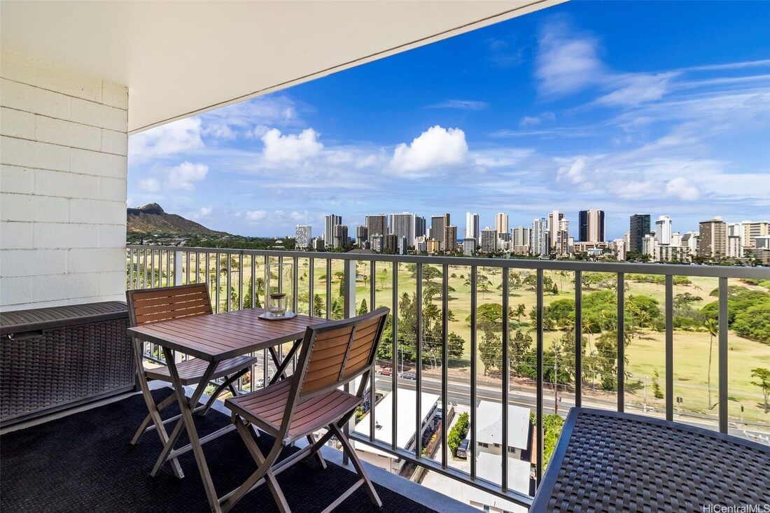 737 Olokele Avenue 1603, Honolulu, HI 96816